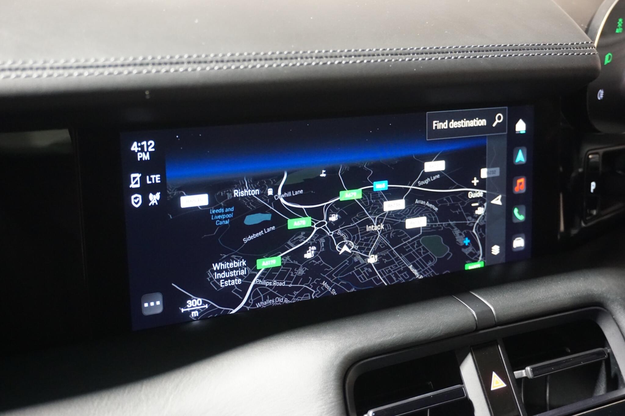 Porsche Taycan Performance Plus 93.4kWh Turbo Saloon 4dr Electric Auto 4WD (680 ps)